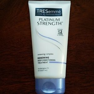 Deep conditioner treatment